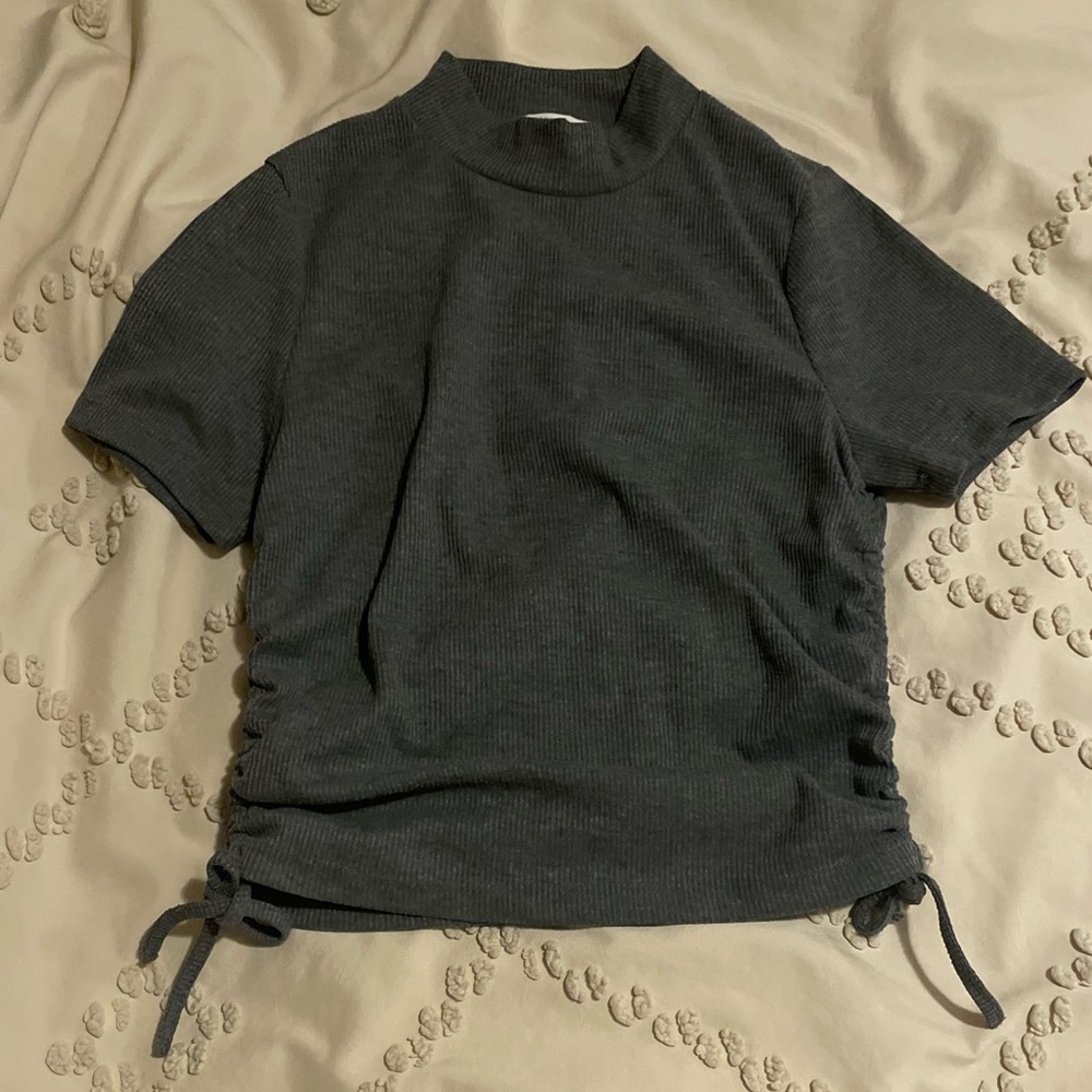 Grey turtle neck tee